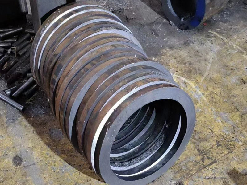 西工30CrMo无缝钢管切割
